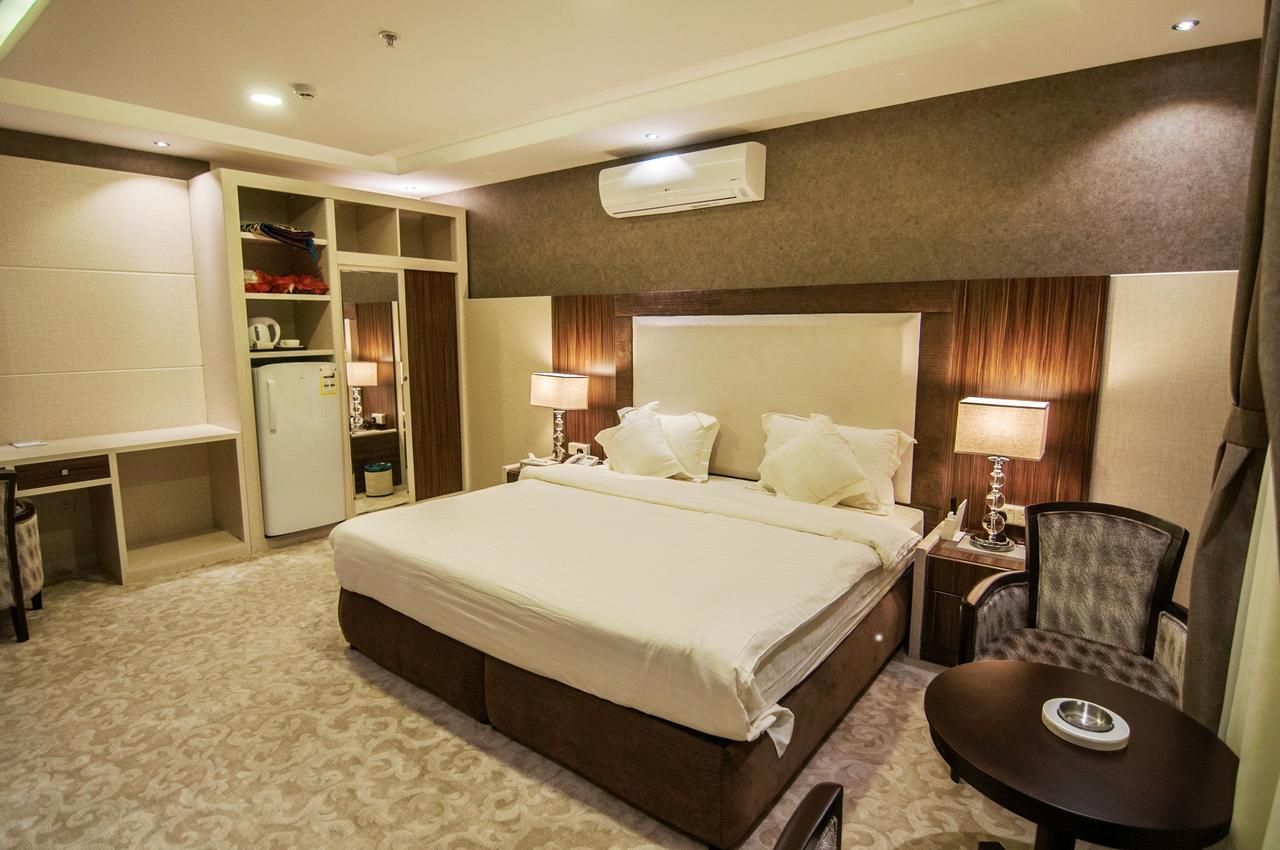 Elite Suites Hotel - Almalqa Рияд Екстериор снимка